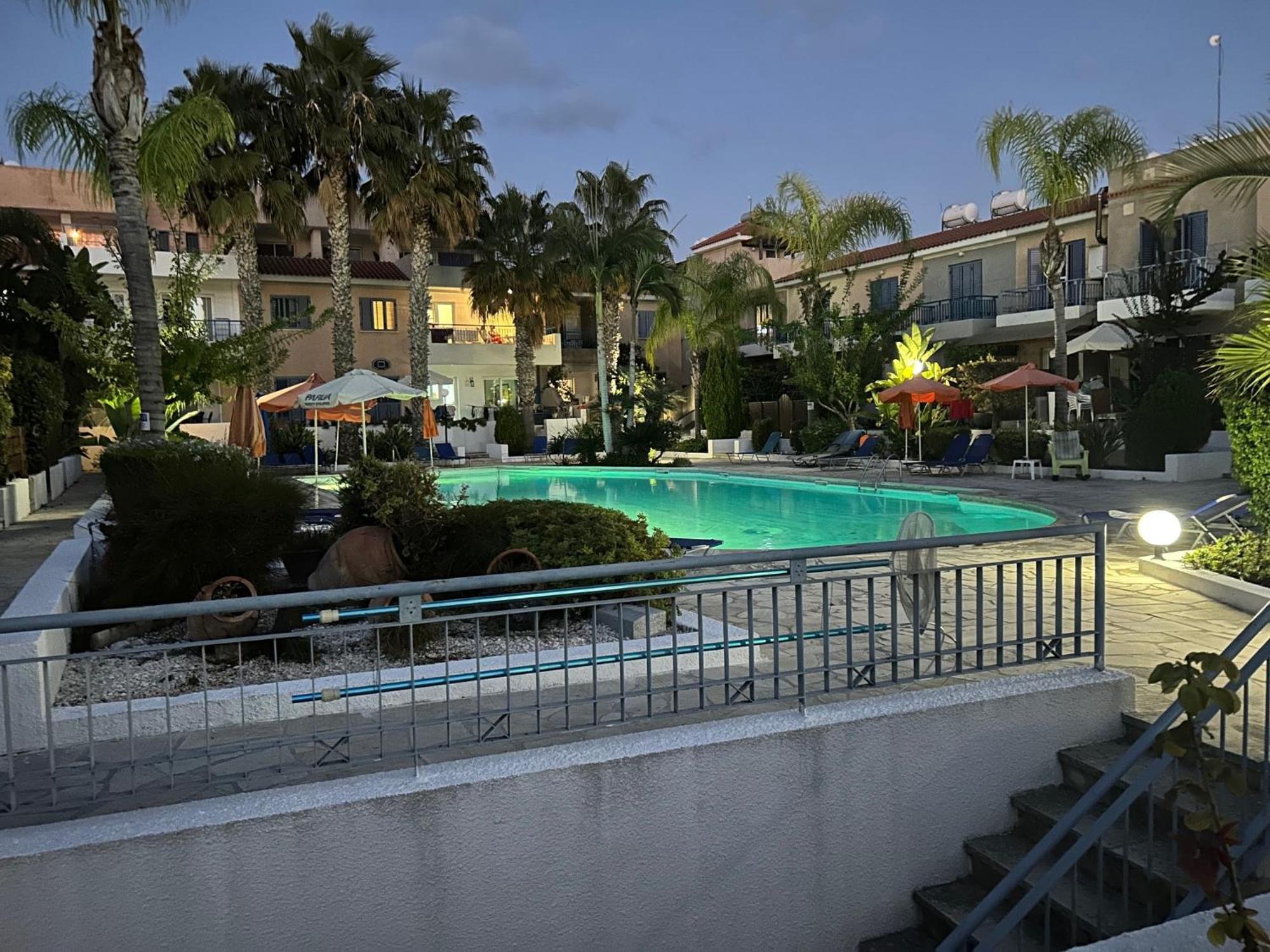 Exceptional Townhouse Villa Paphos Ngoại thất bức ảnh